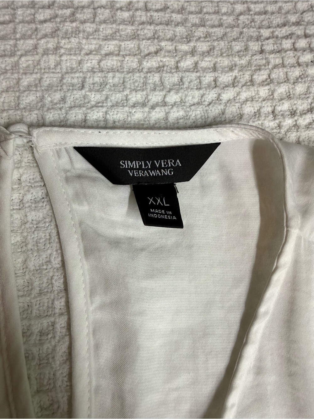Simply Vera Vera Wang White Sleeveless Top - Picture 2 of 3
